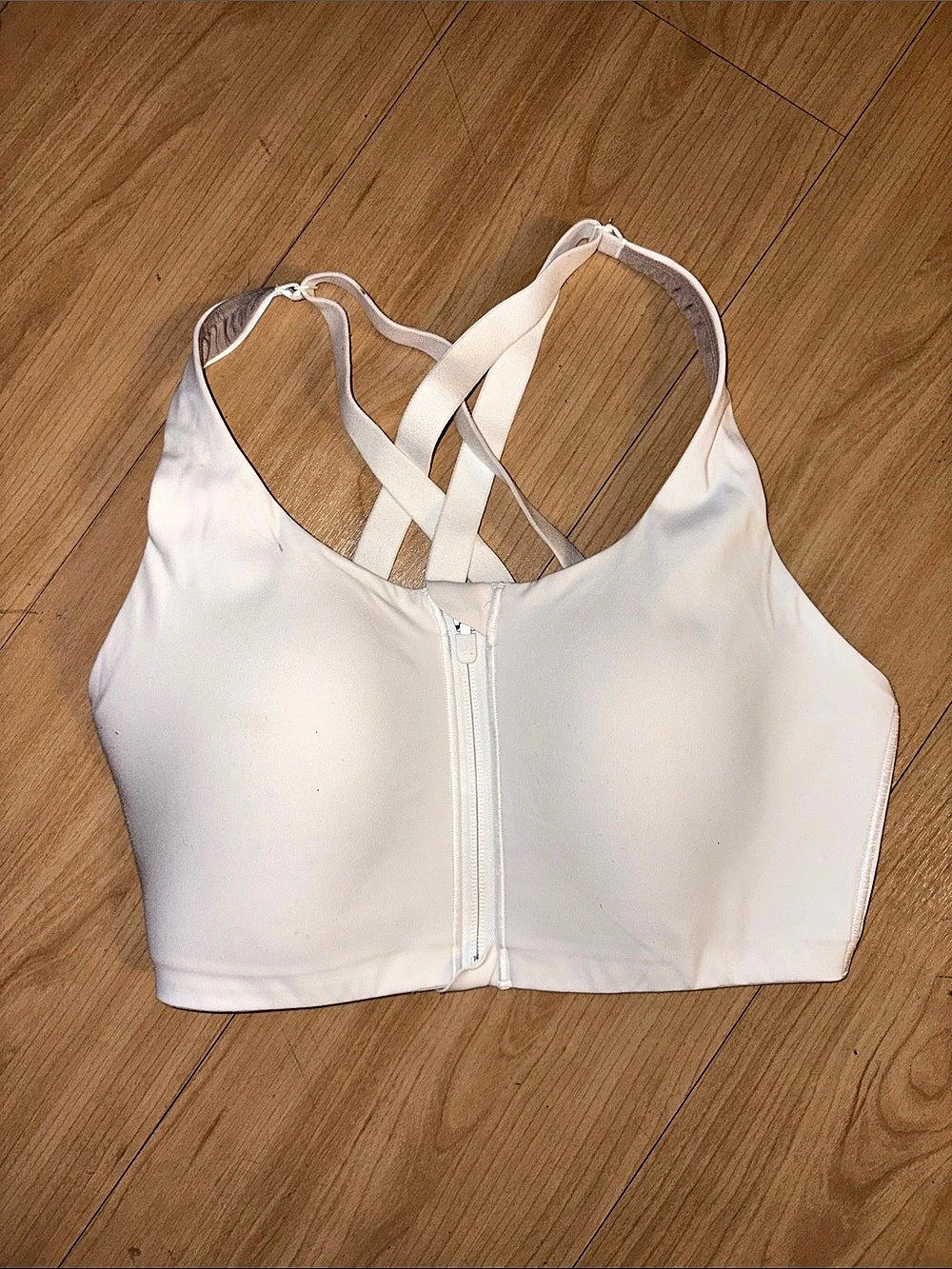lululemon Enlite Front-Zip Bra White Sports Bra 34 DD